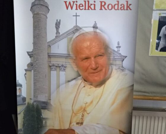 Wieczór Papieski pt. „Święty Jan Paweł II – mój Wielki Rodak” w Kamieńcu Podolskim